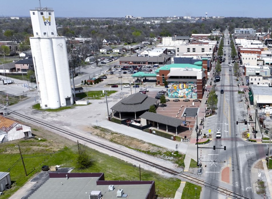 Broken Arrow, OK (@cityofba) on Twitter photo According to researchers at <a href="/ConsumerAffairs/">ConsumerAffairs</a>, Broken Arrow is one of the “Best Places to Live in the South."
brokenarrowok.gov/Home/Component… According to researchers at <a href="/ConsumerAffairs/">ConsumerAffairs</a>, Broken Arrow is one of the “Best Places to Live in the South."
brokenarrowok.gov/Home/Component…
