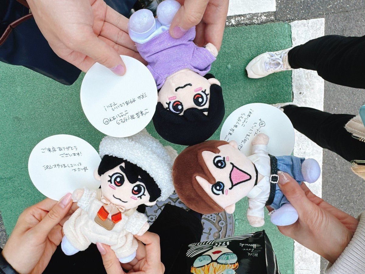 ryu0807yuki's tweet photo. 丈りゅちぇ担さんと僕あざ最終回の日にドラマのロケ地とハイチュウパネル巡りした☺️🧡💙
カフェでメッセージ付きコースターもらって、長居させていただきありがとうございました🙇
推し活楽しいって思えた素敵な時間だった🥹
#藤原丈一郎
#大西流星
#なにわ男子
#僕のあざとい元カノ https://t.co/3An51bwApG