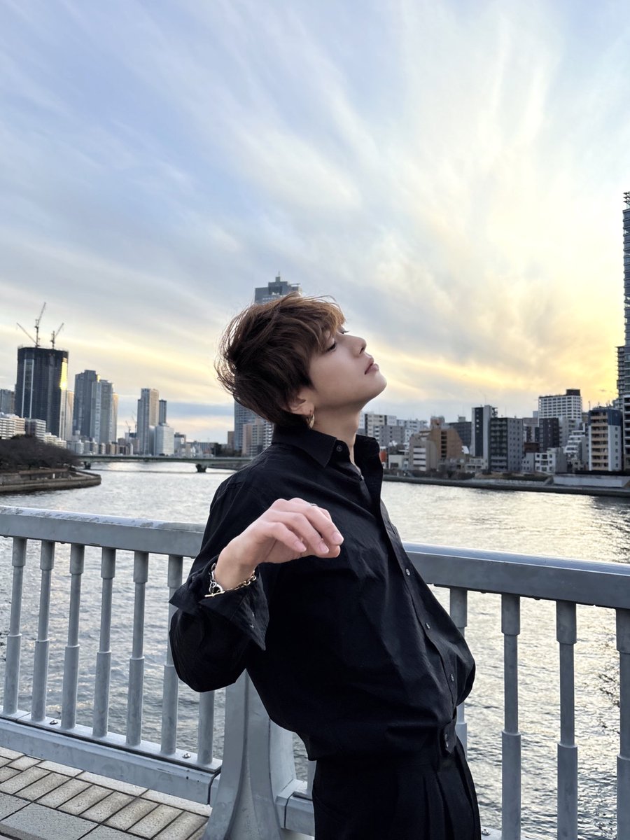 kamagon6924's tweet photo. 27歳最後の日
Rendezvous 聖地巡礼💋
この時瞬間が長く永く続きますように🌇
#NissyEntertainment https://t.co/mNt3yQeNLL