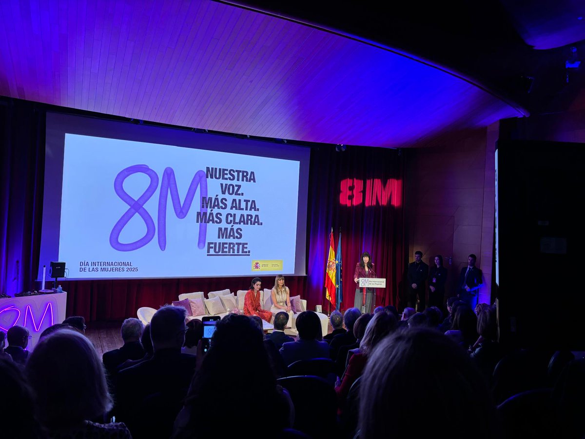 AsociaciónMUM (@asociacionmum) on Twitter photo 📢 Mujeres Unidas contra el Maltrato asiste al acto institucional del <a href="/InstMujeres/">Instituto de las Mujeres</a> "Nuestra voz. Más alta. Más clara. Más fuerte" 🙌🏾
📺 Síguelo en directo aquí 👉 youtube.com/live/AWCJ4NM-N… 📢 Mujeres Unidas contra el Maltrato asiste al acto institucional del <a href="/InstMujeres/">Instituto de las Mujeres</a> "Nuestra voz. Más alta. Más clara. Más fuerte" 🙌🏾
📺 Síguelo en directo aquí 👉 youtube.com/live/AWCJ4NM-N…