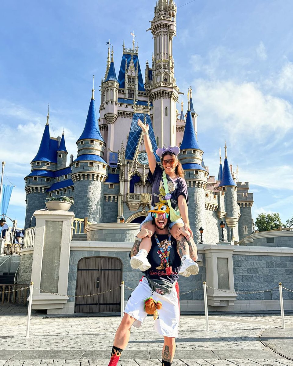 At the end of the day it’s the one who’ll rock #Disney with you head-to-toe. 🫶

Tag your Disney partner-in-crime!

📸 @tyerstravels17
📍Magic Kingdom Park, Walt Disney World Resort

#disneyworld #disneyholiday #disneytrip