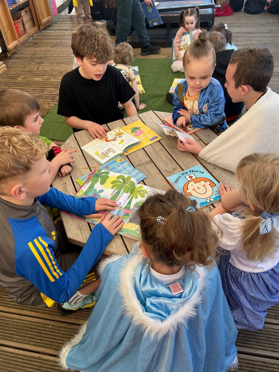 Carlton Windsor (@carltonwindsor6) on Twitter photo World Book Day 2025!! Buddy reading with the wonderful
@CarltonAlnwick
<a href="/CarltonPS_SET/">Carlton Primary School</a> World Book Day 2025!! Buddy reading with the wonderful
@CarltonAlnwick
<a href="/CarltonPS_SET/">Carlton Primary School</a>