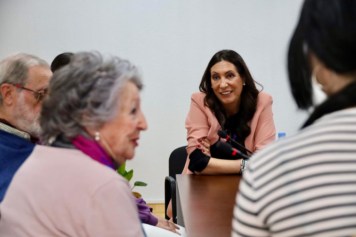 📢<a href="/loleslopez/">Loles López</a> reivindica la igualdad real y celebra los avances de las mujeres en Andalucía

Preside en Huelva el acto institucional con motivo del Día Internacional de la Mujer donde se han abordado los avances y retos en materia de igualdad en un encuentro intergeneracional