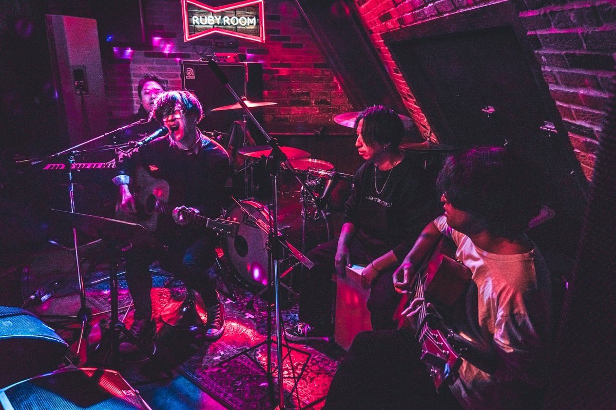 meusjp_official's tweet photo. 2025.02.22
渋谷RUBY ROOM

Letters To You vol.19
～Kazu Birthday Party!!～

📸@tkmshome 
🍺@Letters2U_Tokyo https://t.co/LF40IY6Tqy