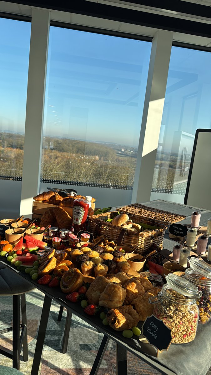 This year our colleagues received a potted plant on their desks with a message from our managing partner, Martin Hopkins that included the message: “Let's keep growing together.” 🌱

#EmployeeAppreciationDay #BirkettLong #BestCompaniesWorldClass