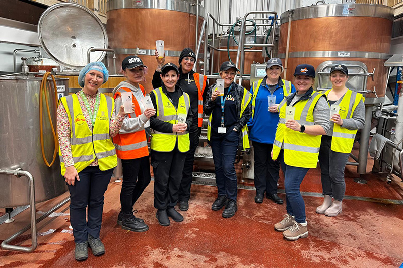 Tomorrow is International Women's Day, and @staustellbrew has brought women together from across its business to create their own special-edition brew to mark it. Find out all about it at riseandshine.hale-events.com. Cheers! 🍻