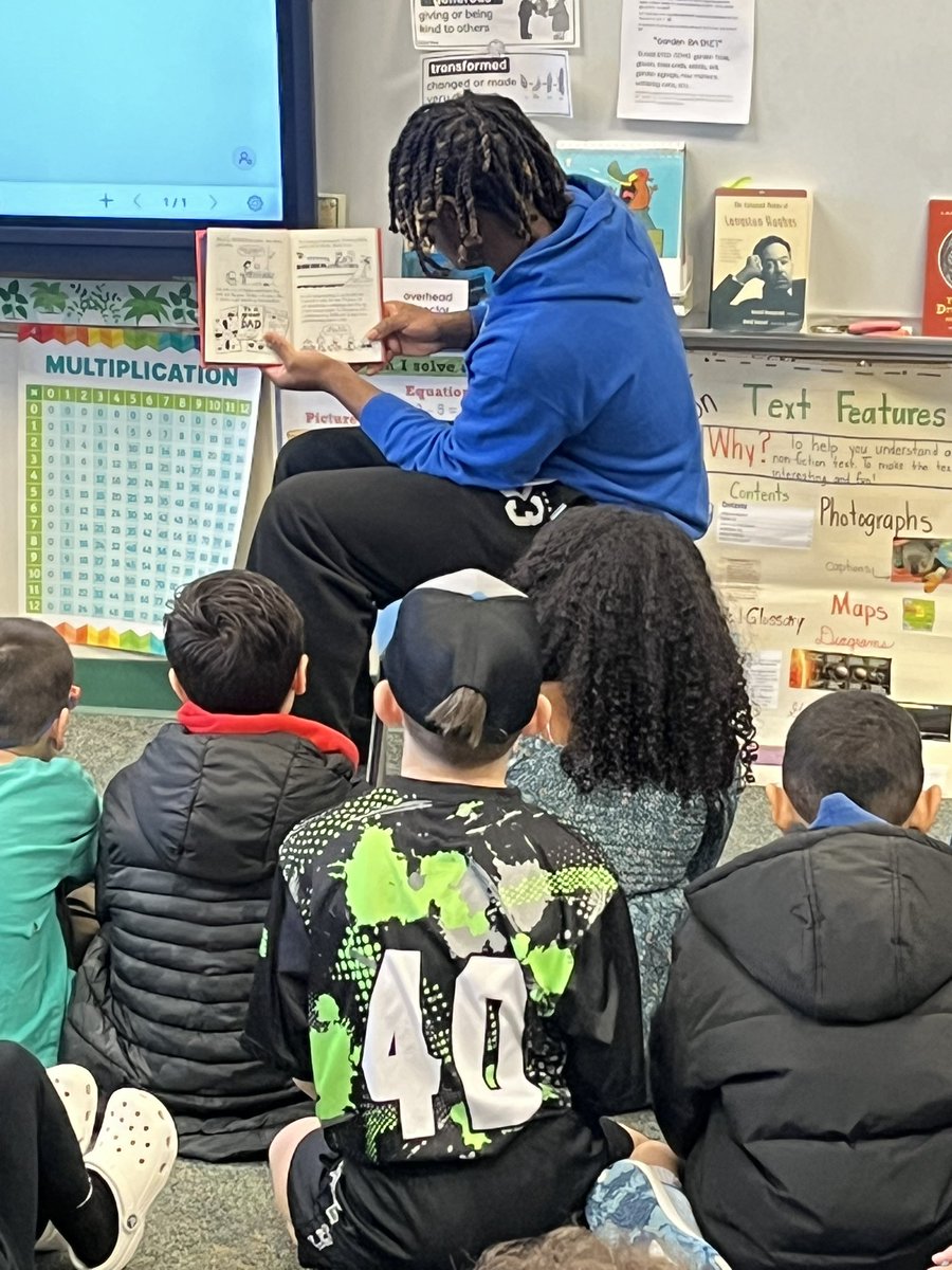 Falcon Book & Media Nest tweet media