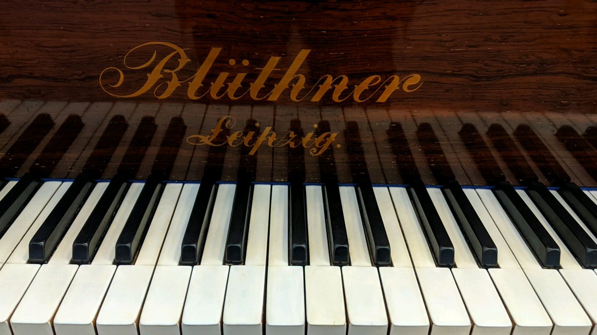 pianotunermjr's tweet image. Tuning a Bluthner Grand Piano at the Walsall arena and Arts Centre, Walsall Bloxwich. This particular instrument uses the Bluthner Patent action, and aliquot stringing ( 4 Strings per note in the treble) 

#pianotuners #bluthner #piano #pianist #pianotuning #pianotuner