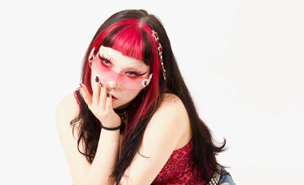 MARiMARi takes flight with new hyperpop anthem “FiRST CLASS”

discovernu.co/marimari-first…