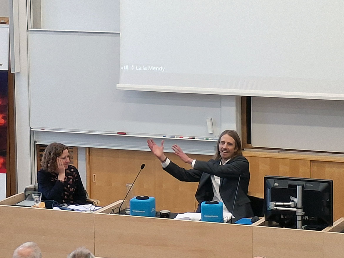 Isak Stoddard at CEMUS and NRHU, Uppsala University has successfully defended his doctoral thesis "Perilous times: Carbon budgets and the cosmopolitics of climate  mitigation". 

Congratulations from all us at CEMUS to you Isak! 🥳 

Read more: cemus.uu.se/stoddard-2025-…