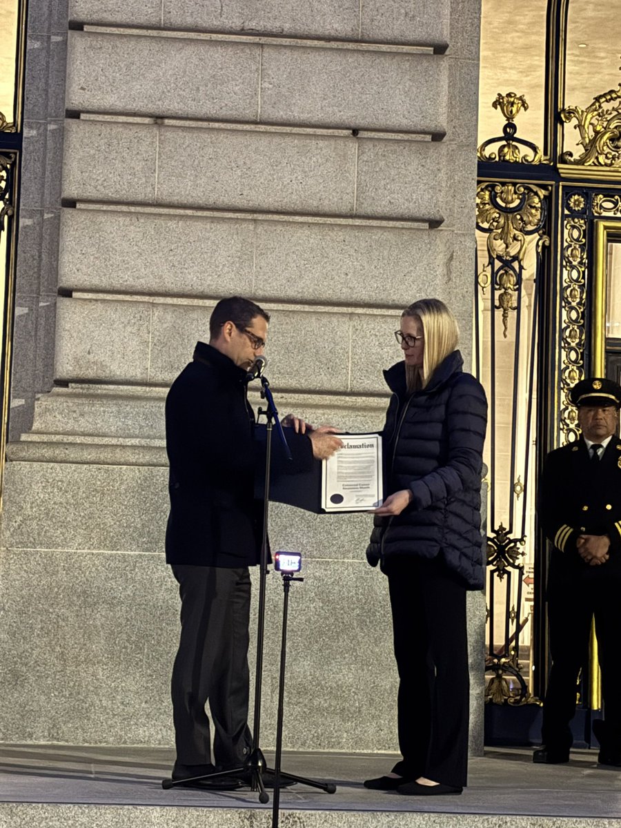 Katherine Van Loon, MD, MPH (@kvanloonmd) on Twitter photo 📣Thank you to our Mayor <a href="/DanielLurie/">Daniel Lurie 丹尼爾·羅偉</a> for the official proclamation of March 2025 as #ColorectalCancerAwarenessMonth for #SanFrancisco. Colon and rectal cancers are preventable. For all adults 45+, talk to your 👨🏽⚕️👩🏻⚕️ about what form of screening is right for you. 📣Thank you to our Mayor <a href="/DanielLurie/">Daniel Lurie 丹尼爾·羅偉</a> for the official proclamation of March 2025 as #ColorectalCancerAwarenessMonth for #SanFrancisco. Colon and rectal cancers are preventable. For all adults 45+, talk to your 👨🏽⚕️👩🏻⚕️ about what form of screening is right for you.