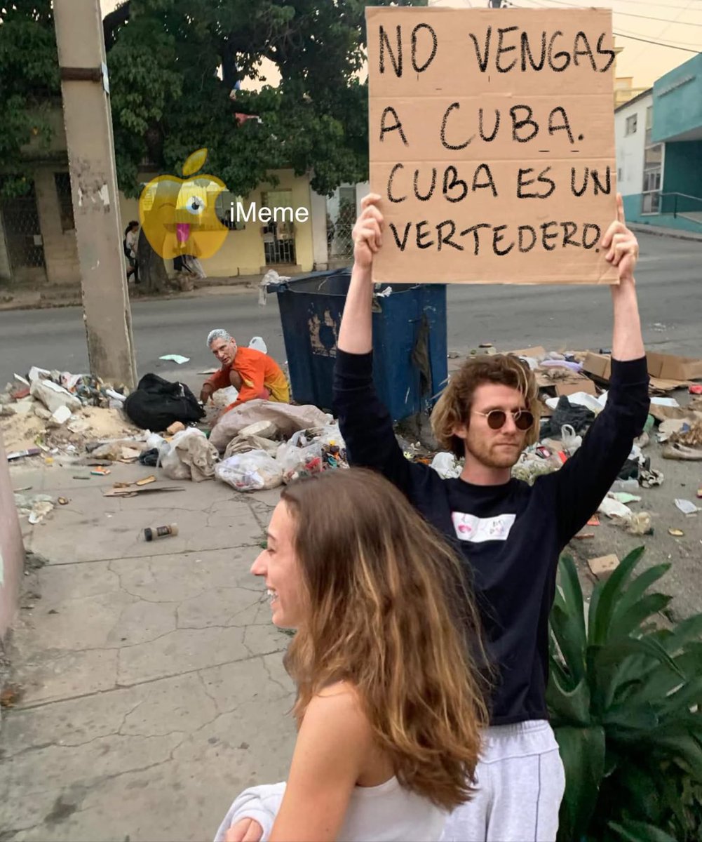 Echudina147575's tweet photo. TURISTAS LES ENVÍAN UN MENSAJE REAL AL MUNDO,, #Abajoelcomunismoencuba #Notraveltocuba