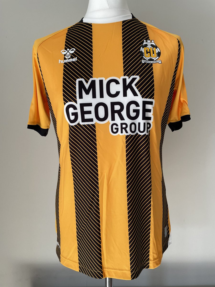jamesdking76's tweet photo. NEW ADDITION: 2020-21 Cambridge United home shirt as worn by Lockdown Legend, Paul Mullin. 
 
Mullin’s 32 goal haul would eclipse previous CUFC record holder David Crown’s 24 goals set in 1985-86
 
#cambridgeunited #cufc #camutd #matchworn #footballshirt #hummel #lockdownlegends https://t.co/dPytt276U9