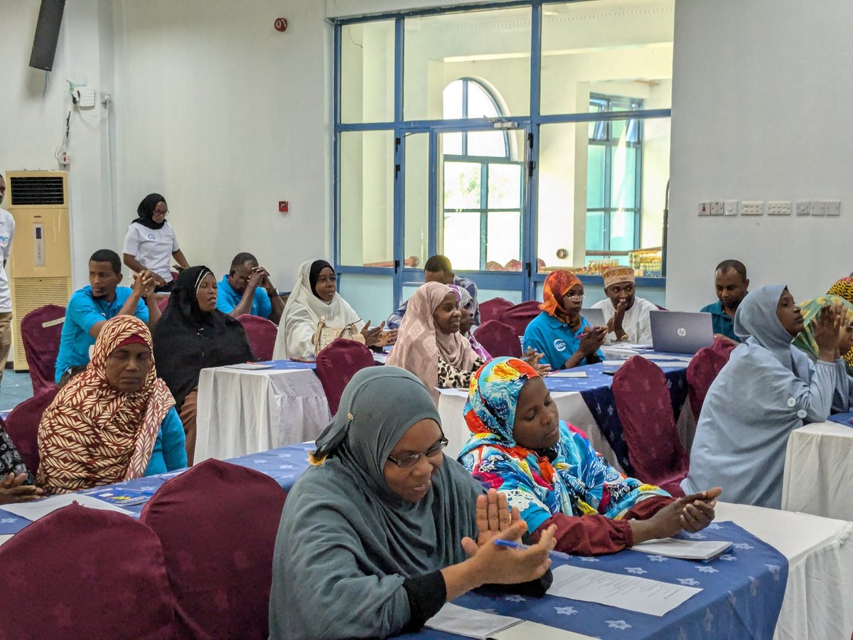 IUCN Tanzania (@iucntanzania) on Twitter photo Earlier this morning, our team was in #Pemba facilitating a dialogue on acceleration of women's action in #BlueEconomy & #OceanGovernance
The Bahari Mali project, funded by <a href="/IrlEmbTanzania/">Irish Embassy Dar</a> puts more women in #Conservation to #Accelerate livelihoods equity.
#IWD2025 #Beijing30 Earlier this morning, our team was in #Pemba facilitating a dialogue on acceleration of women's action in #BlueEconomy & #OceanGovernance
The Bahari Mali project, funded by <a href="/IrlEmbTanzania/">Irish Embassy Dar</a> puts more women in #Conservation to #Accelerate livelihoods equity.
#IWD2025 #Beijing30