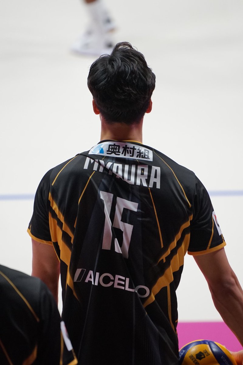 GlcPj8BbwAMatId.jpg?format=jpg