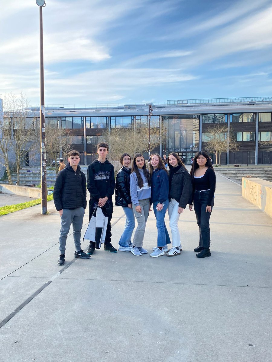 4º E.S.O en estancias formativas Nuestros alumnos seleccionados comienzan su estancia en Nantes, Francia y termina la estancia de los alumnos alemanes con nosotros. Una gran experiencia de inmersión lingüística para nuestros alumnos.