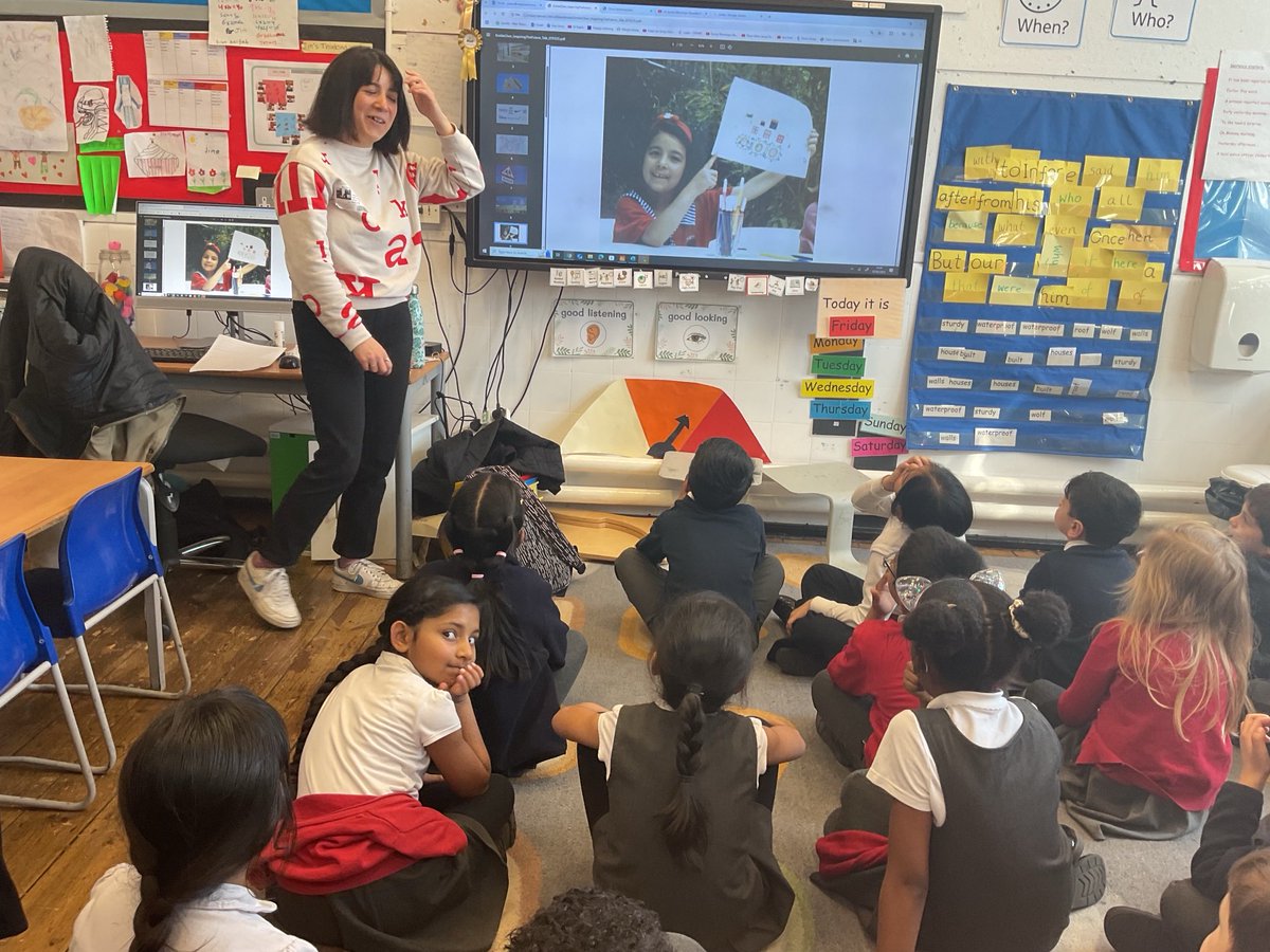 MayflowerSch's tweet image. Thank you Emilie Chen for coming to teach Year 2 about life as a graphic designer #shah #ks1 #worldofworkweek