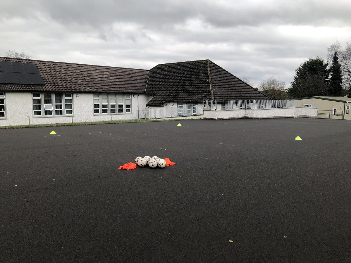 Lee Mooney tweet media