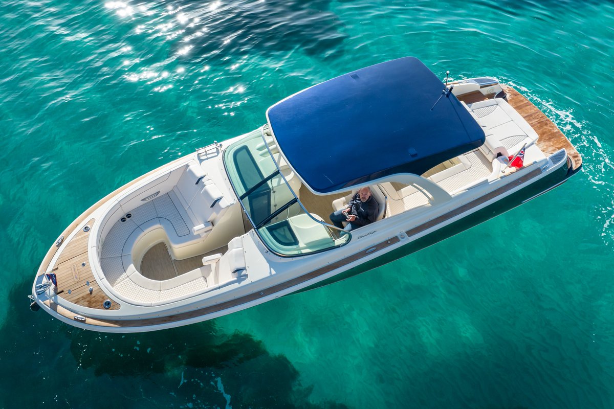 ArgoYachting's tweet image. Own a piece of American yachting history - the iconic #ChrisCraft Launch 35GT, available now for £399,900 EX VAT.
Read the article: argoyachting.com/news
Synonymous with style, refined taste, superb design and a true devotion to exquisite craftsmanshipw ith a classical edge.