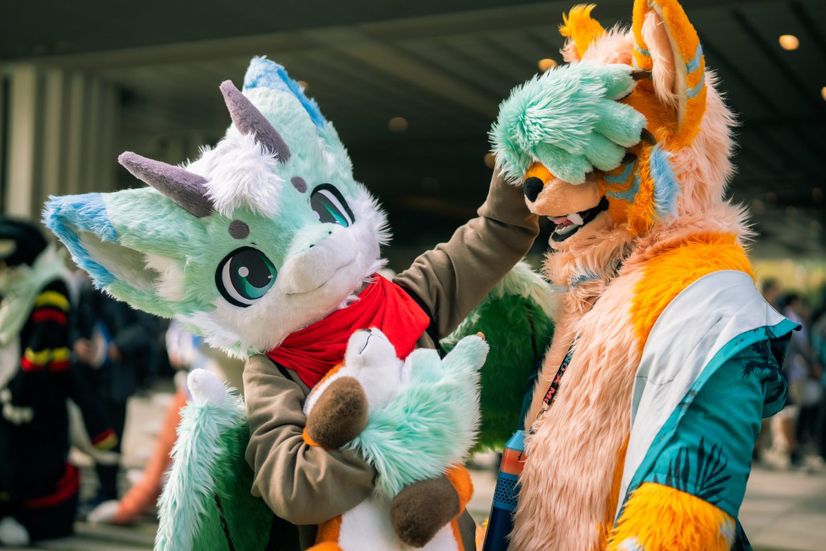 You can’t see me 

🐱<a href="/KarterLauder/">KarterLauder</a> 
📷 myself