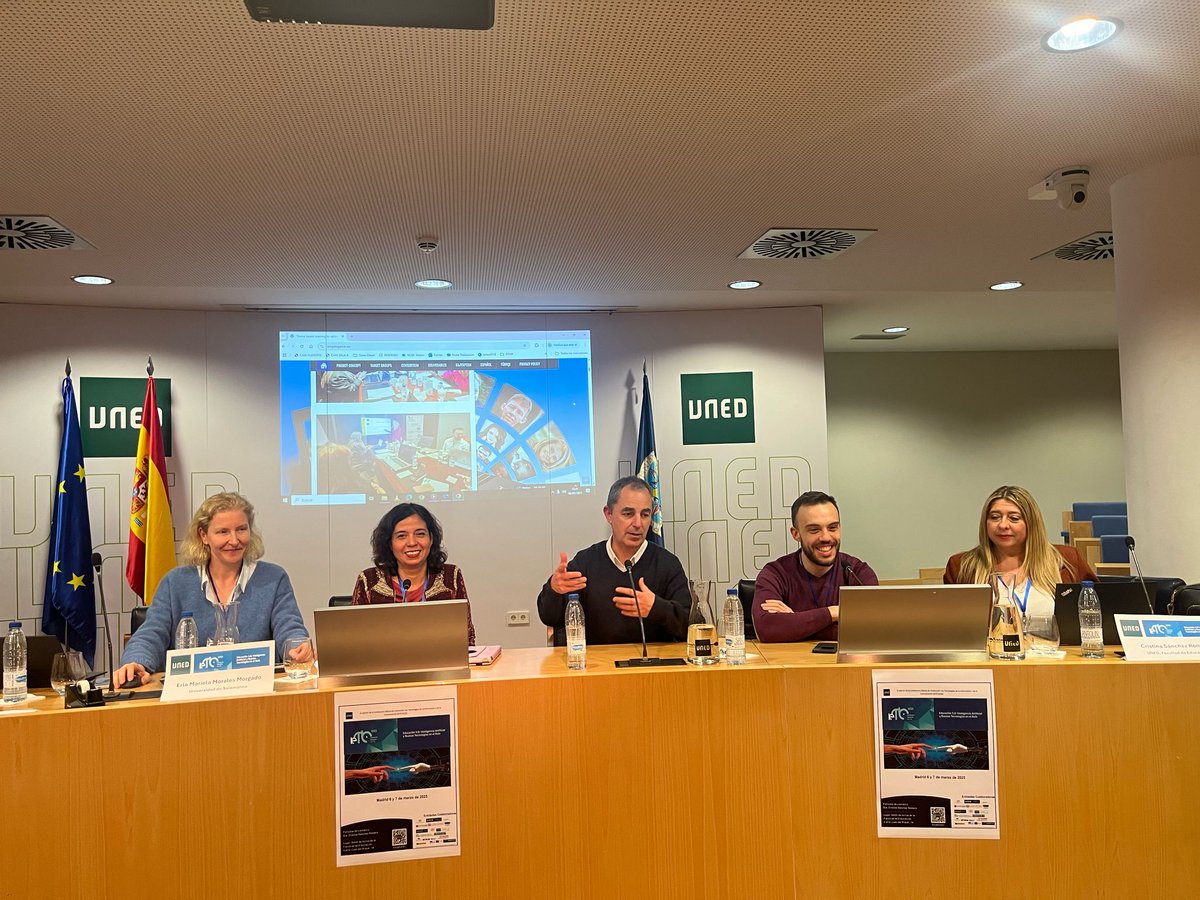 Educación Digital e Innovación (@edinnovauam) on Twitter photo 📢 ¡El grupo de investigación EDI en el Congreso de la UNED! 🎓✨
Nos complace anunciar que nuestro grupo de investigación EDI ha participado en el congreso de la UNED. Durante el evento, se abordaron temas clave como la <a href="/CatedraERIA/">Cátedra ERIA</a> y el innovador programa Emplogame. 📢 ¡El grupo de investigación EDI en el Congreso de la UNED! 🎓✨
Nos complace anunciar que nuestro grupo de investigación EDI ha participado en el congreso de la UNED. Durante el evento, se abordaron temas clave como la <a href="/CatedraERIA/">Cátedra ERIA</a> y el innovador programa Emplogame.