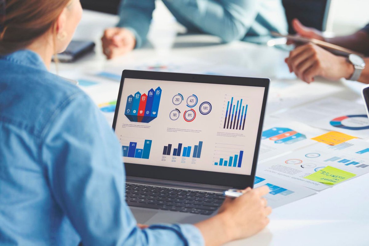 Embracing the synergy between performance marketing and brand-building can unlock your business’s full potential. ow.ly/XZTX50Vc5io