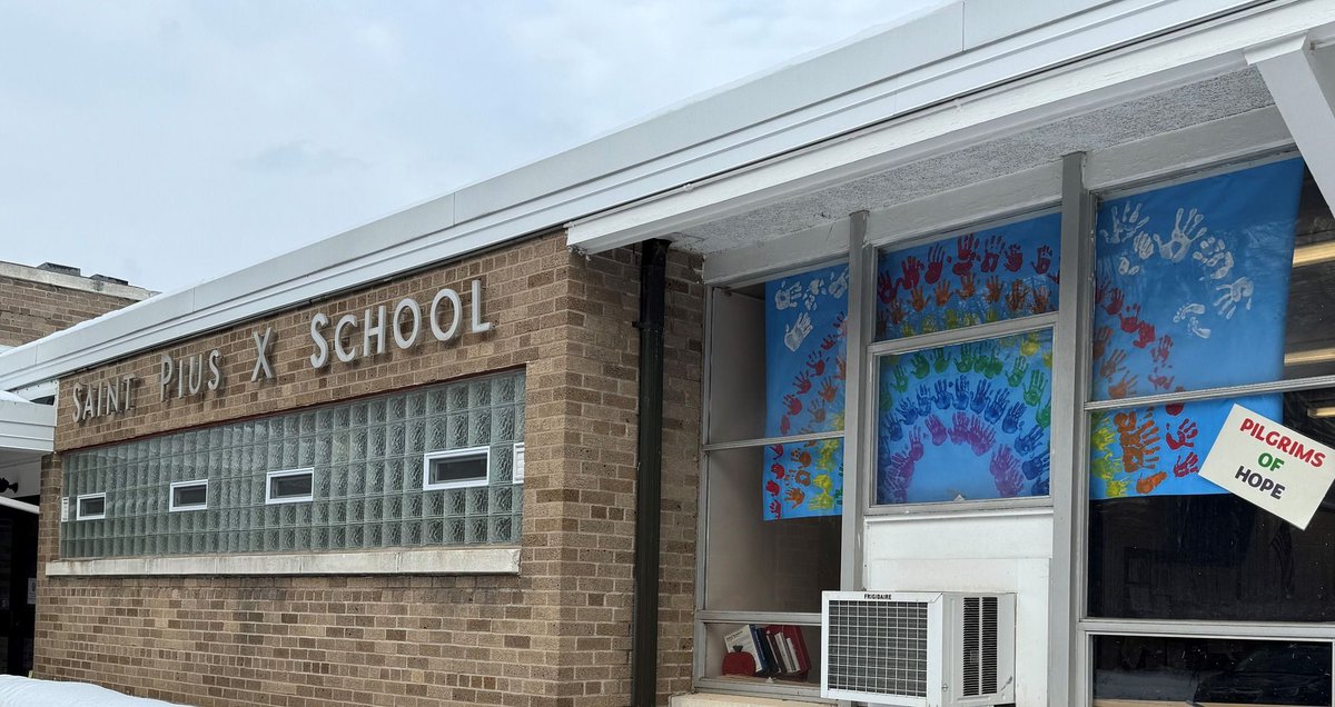 ROCCathSchools's tweet image. Our schools have been buzzing with joy and learning! 💙⛪🎉 Check out our February recap! 📸

#FebruaryRecap #CatholicEducation #FaithKnowledgeService #MakingMemories #RochesterCatholicSchools