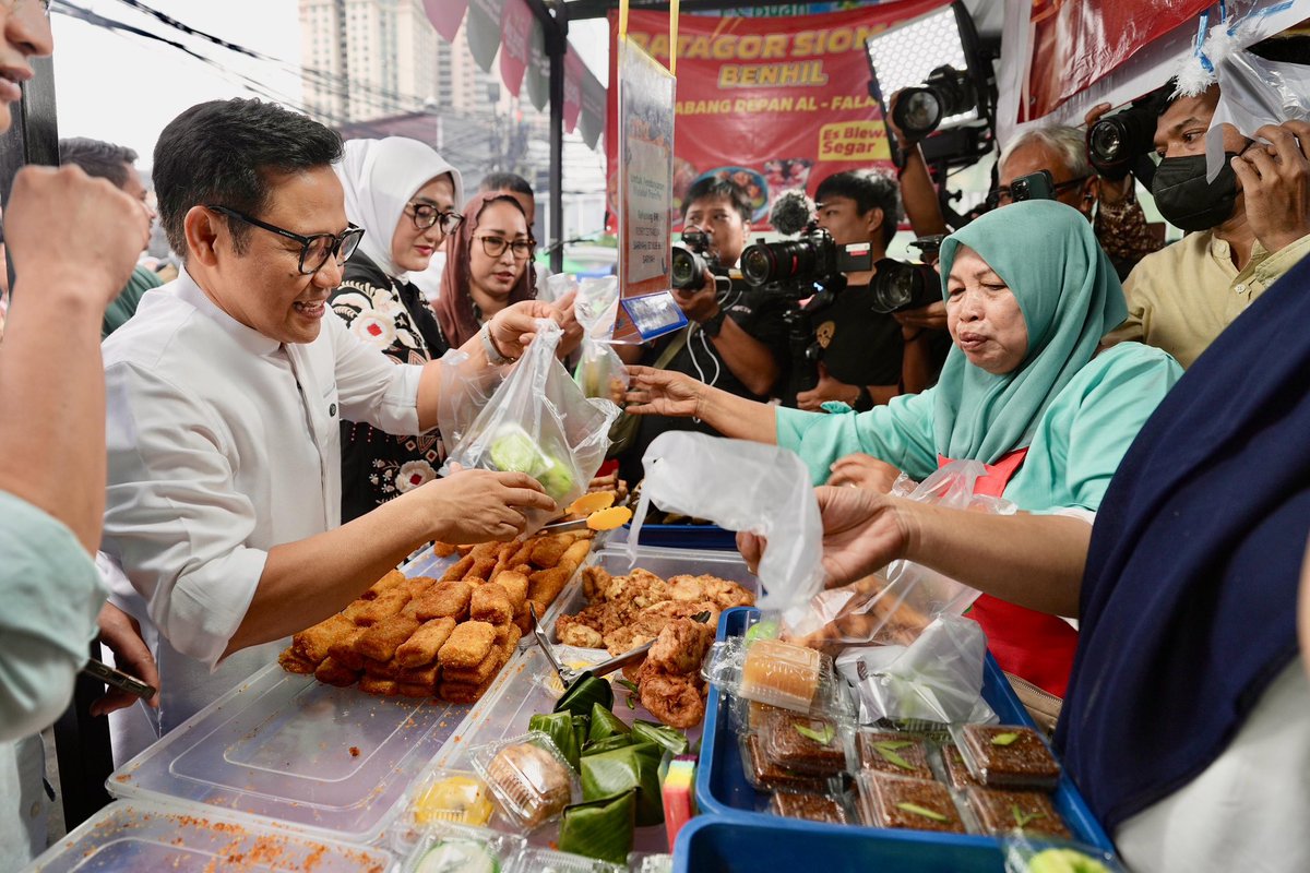War Takjil di Benhil sore tadi.