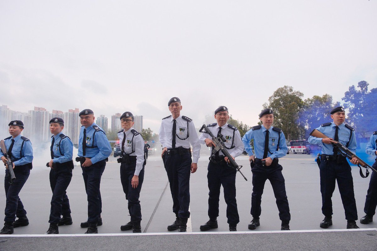 hkpoliceforce's tweet photo. #BlueBeret🫡SPIRIT
Giving a glorious ending to their rigorous training at the #PassingOutParade—our #PoliceTacticalUnit’s new blood vow to continue its sterling tradition of safeguarding🇭🇰with unfaltering bravery, integrity, unity &amp; #DevotionToDuty—ensuring🌇🌃stability &amp; harmony https://t.co/gFIL87dDha
