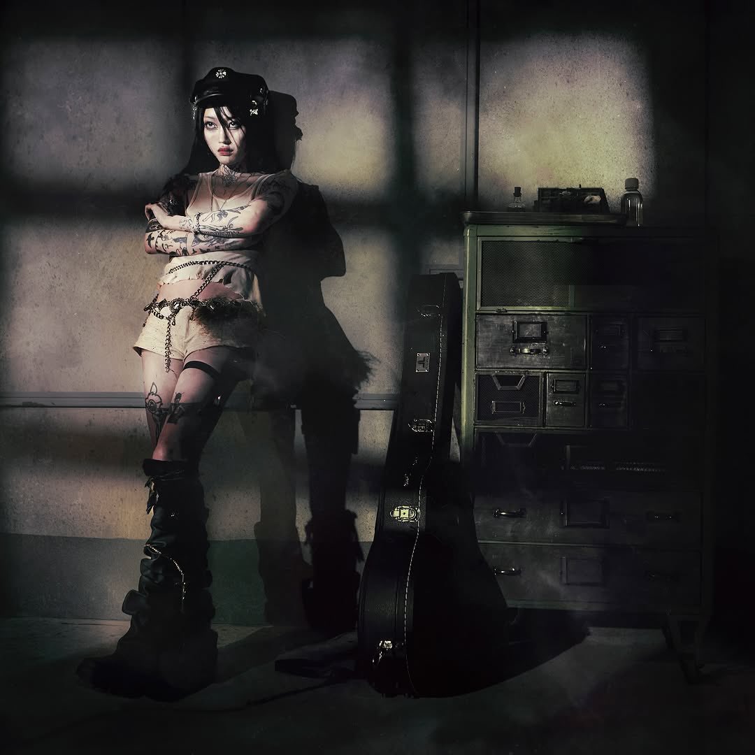 e_anarch's tweet image. hi, I’m AnarchE! i’m 18, my pronouns are They/Them. i like 
-photography 
-videogames (final fantasy, hsr, overwatch, dbd, minecraft etc.)
-vinyl collecting and music (yeule, shygirl, cocteau twins, ichiko aoba, searows)