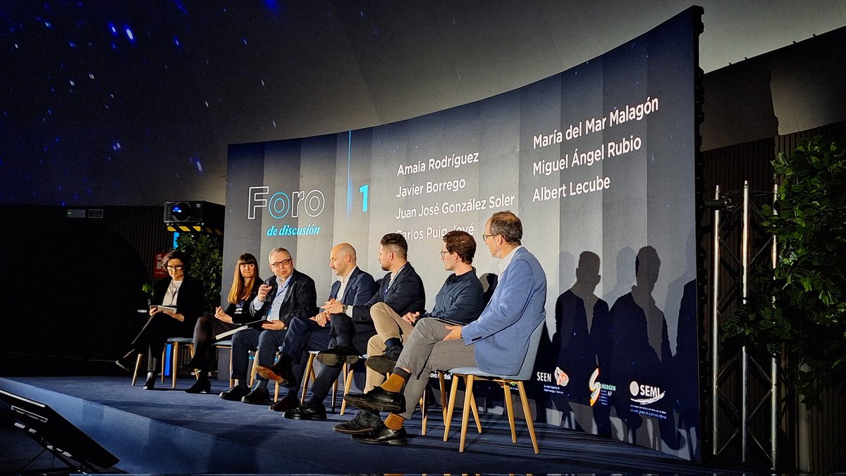 Conversando  y aprendiendo  de obesidad en #AOM2025 <a href="/ObesitySeen/">ObesitySEEN</a> <a href="/albertlecube/">Albert Lecube</a> <a href="/marubioendocr/">Miguel A Rubio</a> <a href="/irene_breton/">irene breton</a> <a href="/mdballesteros/">María Ballesteros</a> <a href="/albertlecube/">Albert Lecube</a>