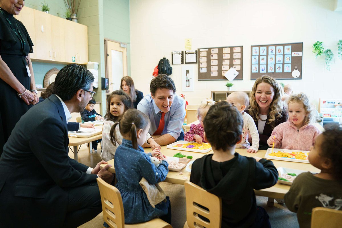 Kids deserve the best start in life, and that starts with quality child care. Prime Minister Trudeau visited a local child care centre in Ottawa to highlight new child care extension agreements, helping even more parents access affordable child care for their family.