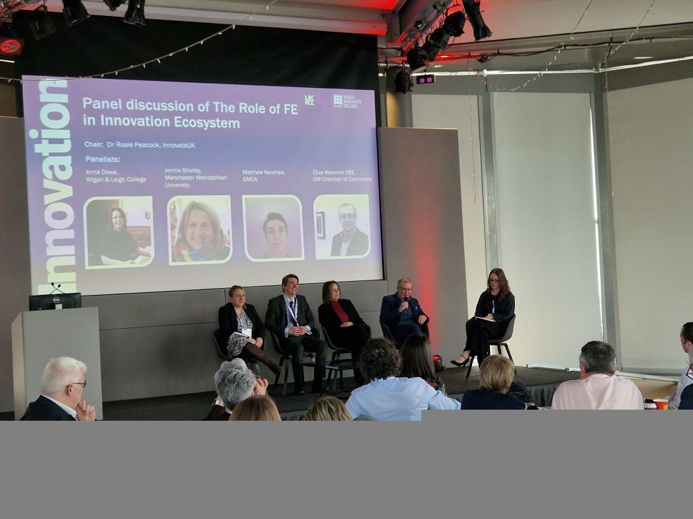 Pleasure to speak this am at <a href="/GmColleges/">GMColleges</a> event celebrating <a href="/innovateuk/">Innovate UK</a> funded Further Education Innovation Programme; connects all 9 GM colleges to promote innovation diffusion thru their employer networks, &amp; empowers apprentices to introduce new tech like AI to their workplaces