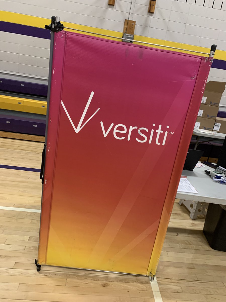 Cudahy_HS's tweet photo. Thanks to the many CHS students, staff, and community members who donated yesterday during our blood drive!  Our Student Council did a great job working with everyone from Versiti.
#packerpride https://t.co/mCMBC69u8O