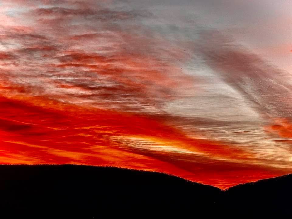 #WhereshinestheBigVirginiaSun #Godsworksinnaturemultiplied #ForShenandoah #Shenandoah #NewMarketGap PC: Rusty Litten ‘62