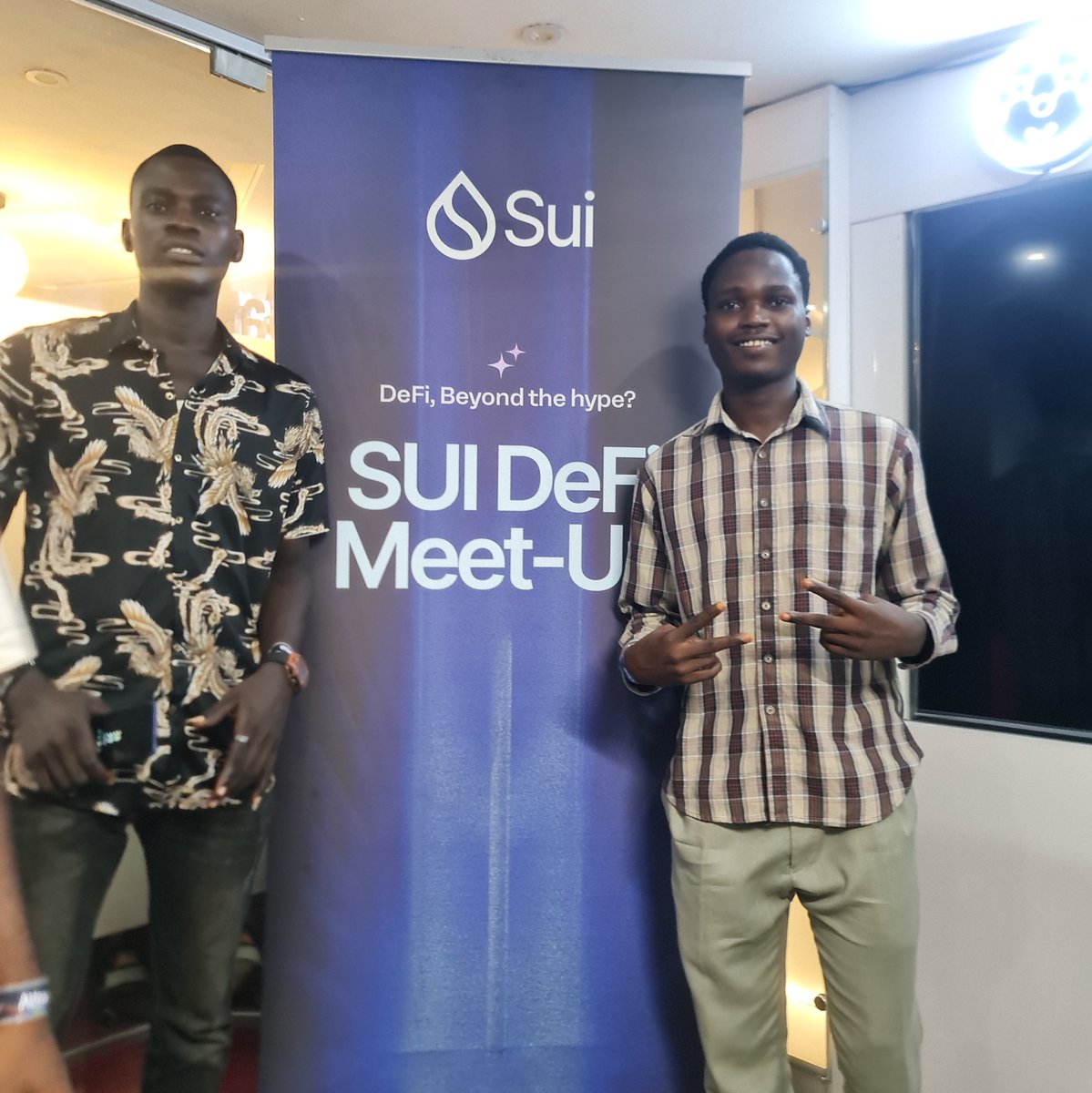 DefiBlacKnight's tweet photo. Was Live @SuiNetwork #SuiDefiMeetUp 
With @TizzedTizzy @Stephen07416927 and my bosses. 

Suiiiiiiiiiiiii

#web3 #SUI https://t.co/3KIaHsIMvZ