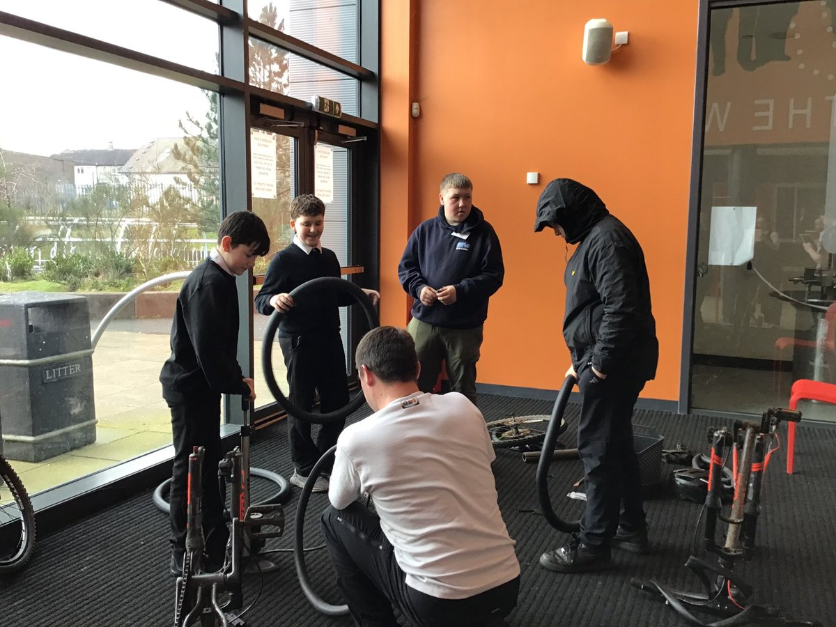 The latest Future Fridays clubs for week!  <a href="/CalderheadHS/">Calderhead HS</a> <a href="/CalderheadPC/">CHS Parent Council</a> ⛳️🏀🎭🔧🩹🤕