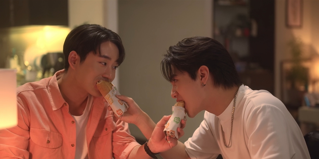 ThamePoSeries's tweet image. พี่โป้หมายถึงเธมทำให้วันธรรมดากลายเป็นวันที่พิเศษแบบนี้ป่าว🤭 #ThamePoSeriesFinalEP
@Williamjkp1 @EstRvp