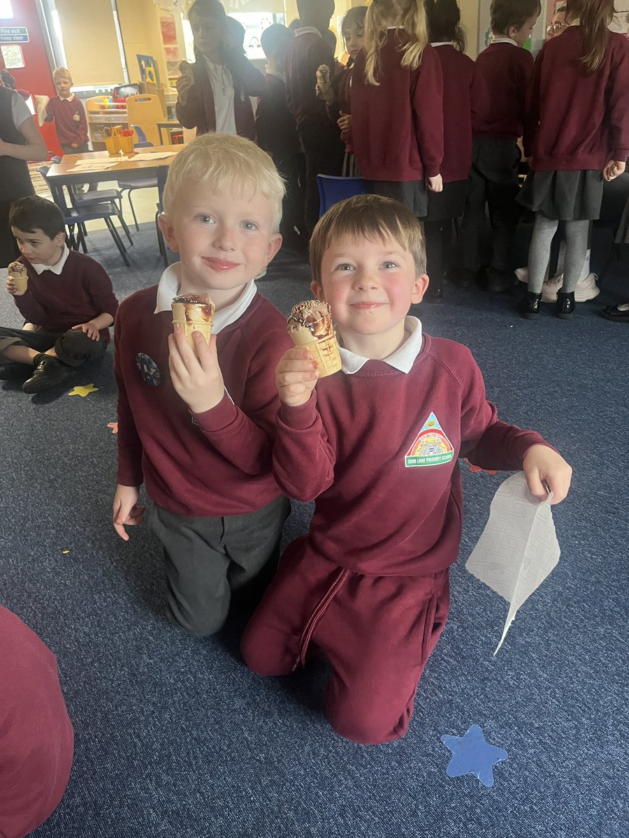 Miss Flynn tweet media