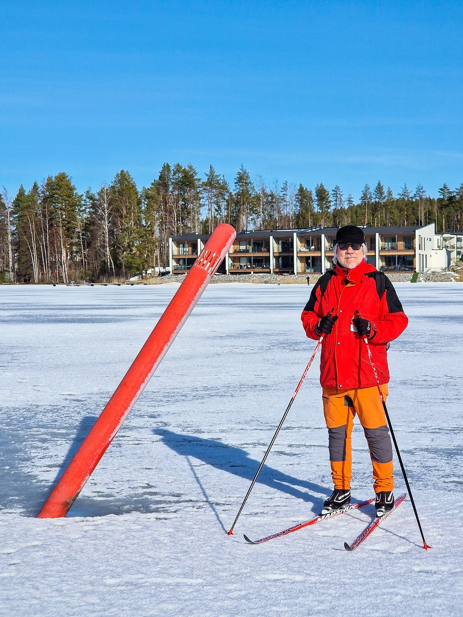 You may wonder, what happens with spar buoys in winter when the sea and lakes freeze over? 
They are of course left in the ice as navigational aids for skiers and skaters!