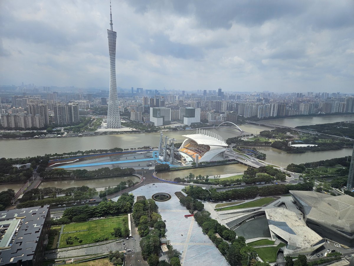 justLedbetter's tweet photo. Guangzhou - As hot in the summer as you can imagine anything that far south would be! https://t.co/uZmAYMOy2L
