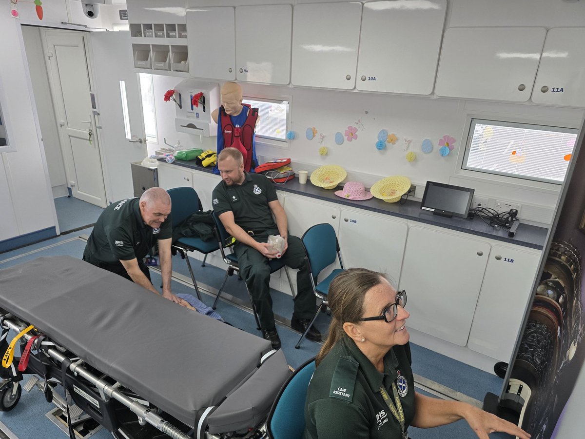 Lizanne HS (@lhamsm11) on Twitter photo <a href="/CSMEN1/">NES Clinical Skills Managed Educational Network</a> landed at <a href="/DGNHS/">NHS DG</a>, <a href="/NHS24/">NHS 24</a> collaborating and exchanging knowledge with the various roles within <a href="/Scotambservice/">Scottish Ambulance</a> using immersive simulation and enhancing our skills! <a href="/CSMEN1/">NES Clinical Skills Managed Educational Network</a> landed at <a href="/DGNHS/">NHS DG</a>, <a href="/NHS24/">NHS 24</a> collaborating and exchanging knowledge with the various roles within <a href="/Scotambservice/">Scottish Ambulance</a> using immersive simulation and enhancing our skills!