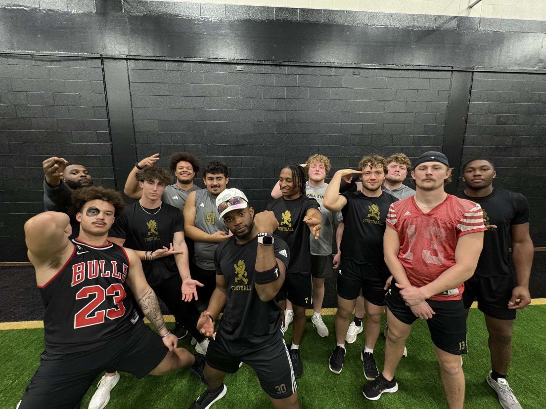 ESU Hornet Football tweet media