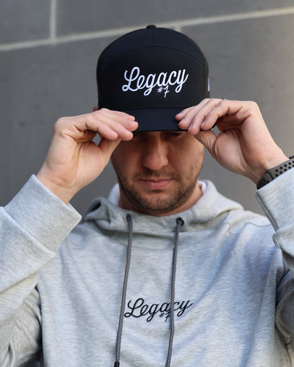 The new Legacy #7 line at <a href="/CGYTeamStore/">CGY Team Store</a> is a collab between Brett Sutter, PLYR Athletics, and the <a href="/AHLWranglers/">Calgary Wranglers</a>, benefitting our friends at <a href="/BrownBaggingIt/">BB4CK-Brown Bagging</a>!

Get your Legacy #7 apparel today: cflam.es/4isPWet