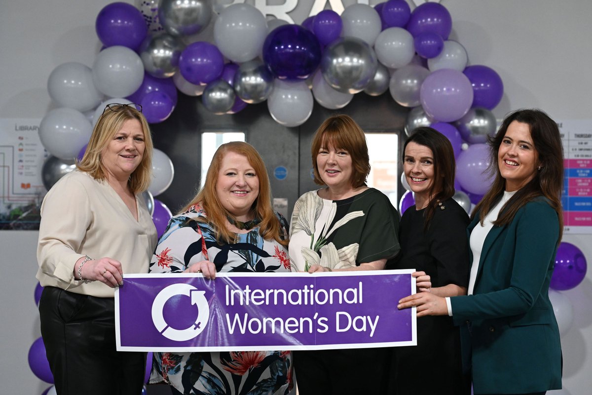 Marking International Women's Day, Minister Long visited @NIPS Hydebank Wood College and Female Prison, to celebrate those women who continue to raise awareness about discrimination and to forge gender parity.

#IWD2025