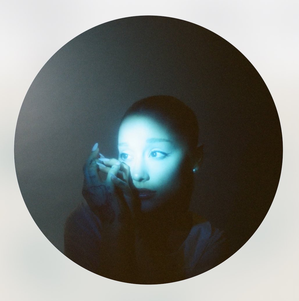 🚨 Ariana Grande updates profile picture on her brighterdays Instagram account as she begins to tease ‘eternal sunshine’ deluxe.