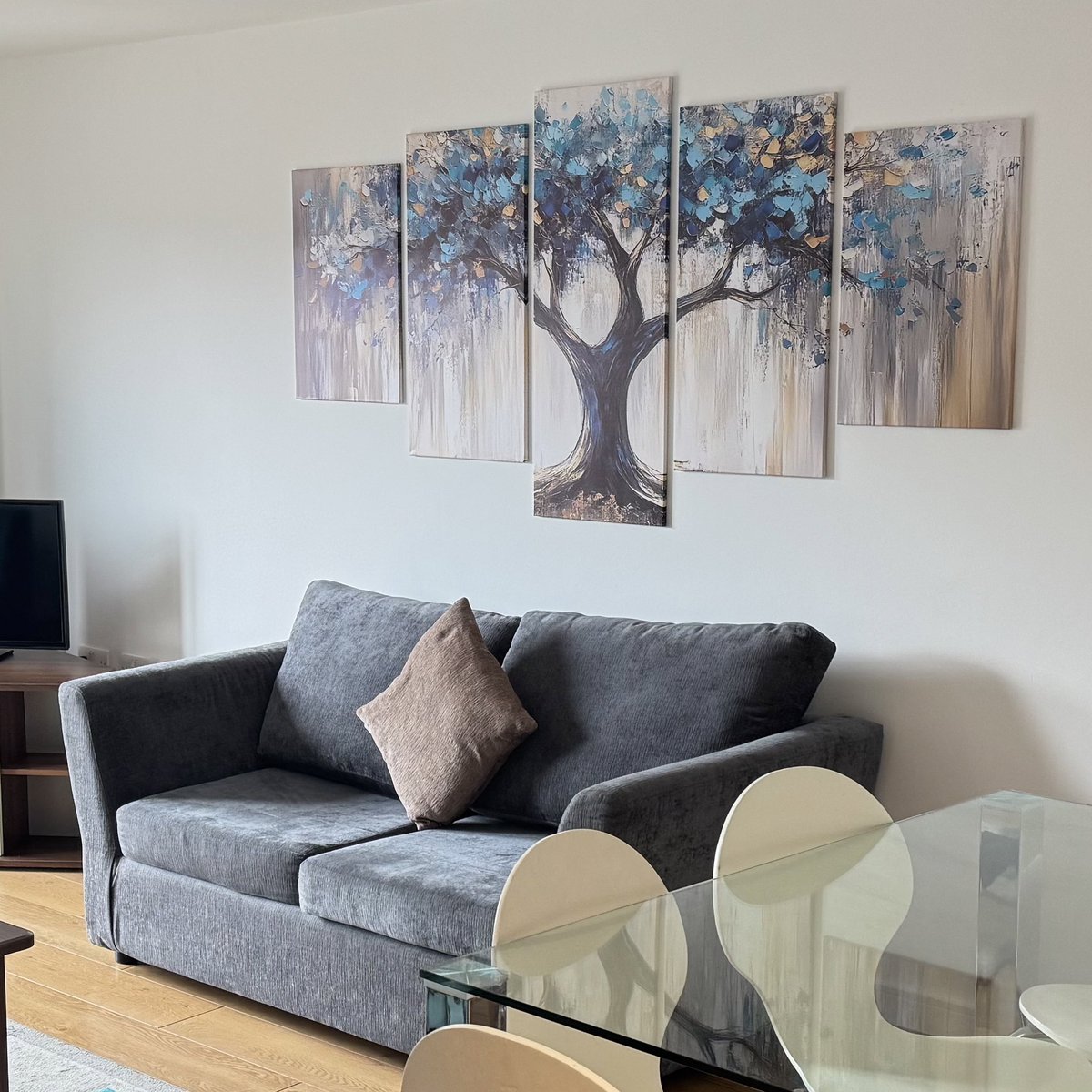 BASE Apartments tweet media