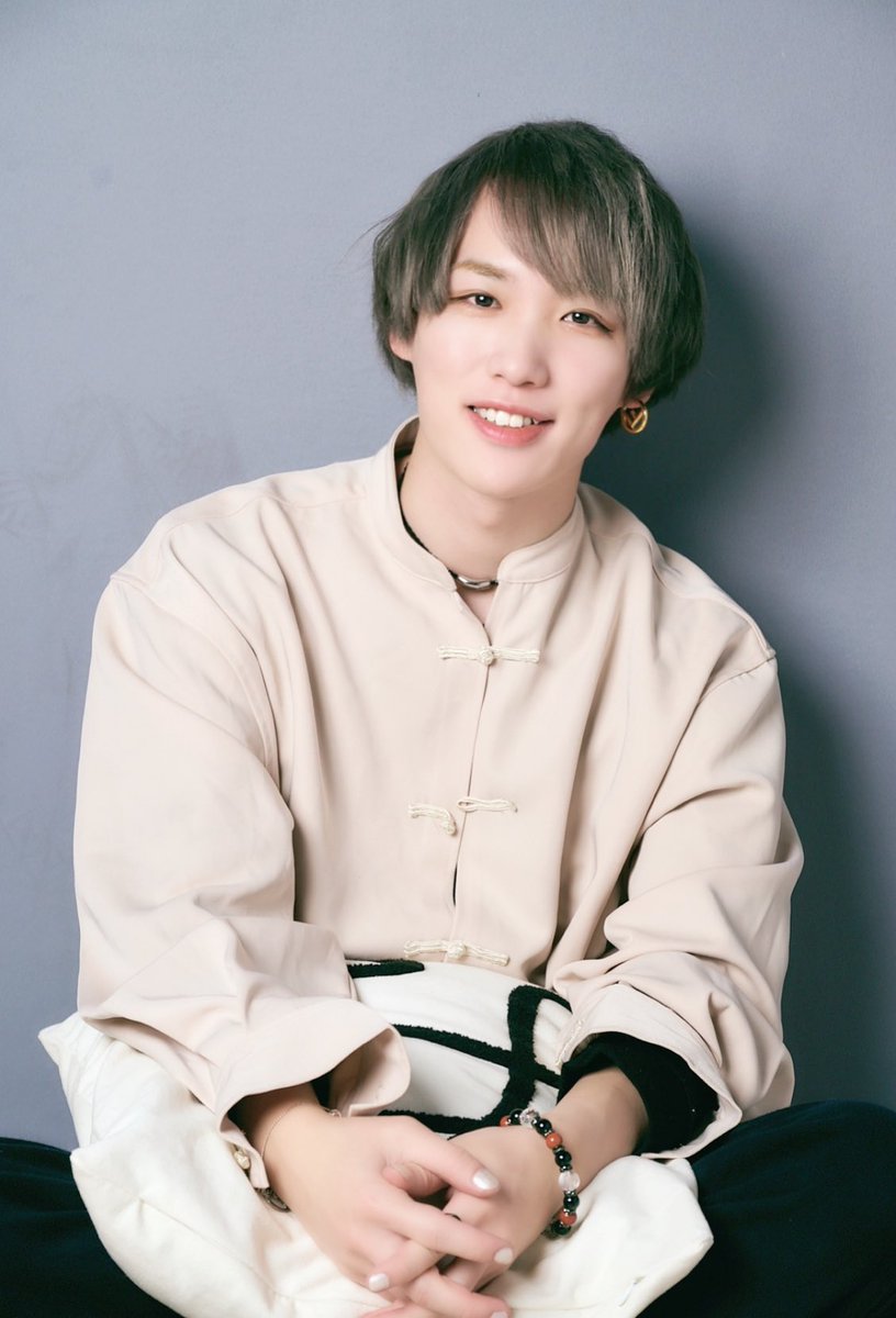 masashi_m038's tweet image. 3月8日になり33歳になりました🎂
フリーになり1年が過ぎ2年目を走り出しています。
皆様の応援のお陰でこうして
まだ活動が続けられています!
また1年松岡なりに楽しく最高に香ばしい年に出来ればと思うので、ファンの皆様・関係者のの皆様よろしくお願い致します🍄🟫