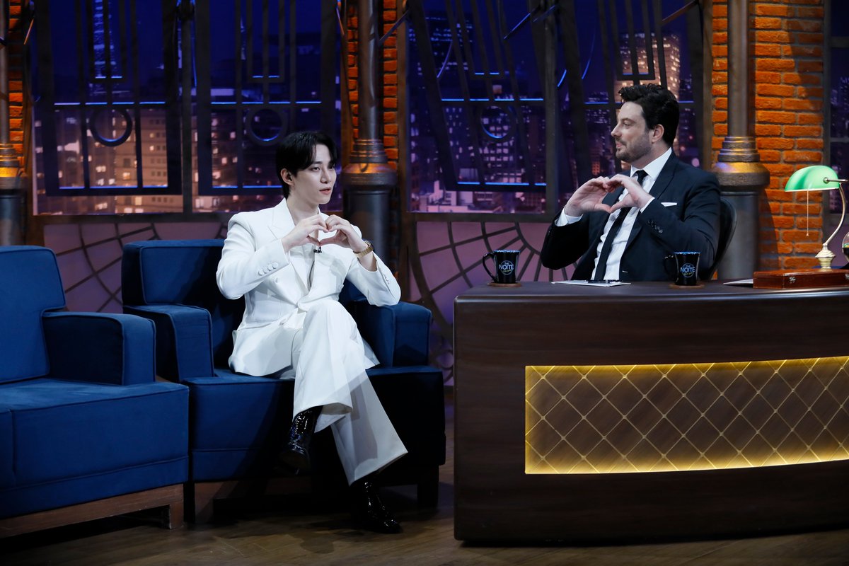 ELE VEIO! Lee Junho estará segunda-feira no sofá do talk show mais assistido do mundo! 🫰🫰🫰
#LEEJUNHONOTHENOITE
