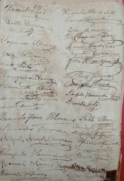 ArchivoMINREX's tweet image. Expresión de una batalla de pueblo por la soberanía, es el documento más antiguo del #ArchivoMinrex, firmado por 188 pineros, el 28/05/1902, que compartimos a casi cien años de la ratificación del Tratado Hay-Quesada.
#UnaIslaSiempreCubana 
#EmpoderarLosArchivos